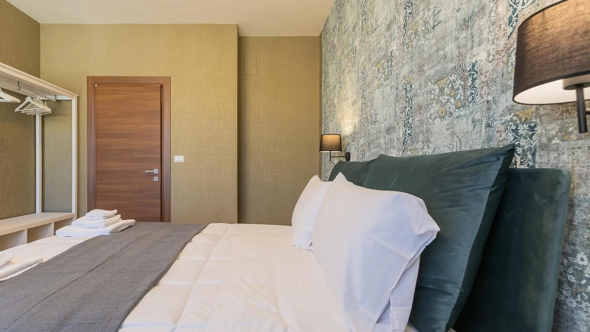 Fifty-One Guesthouse By Apulia Accommodation 巴里 招待所